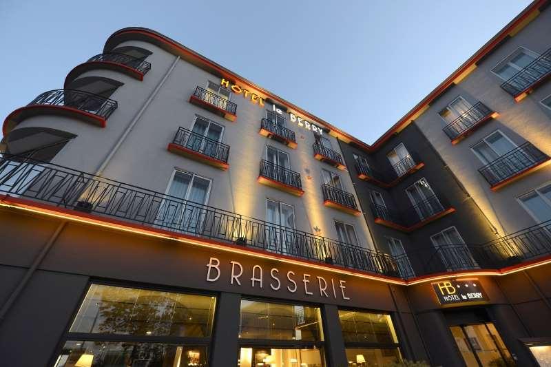 Hotel Le Berry Saint-Nazaire Bagian luar foto