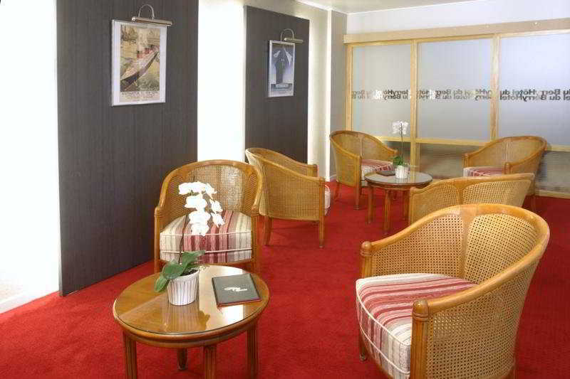 Hotel Le Berry Saint-Nazaire Bagian luar foto