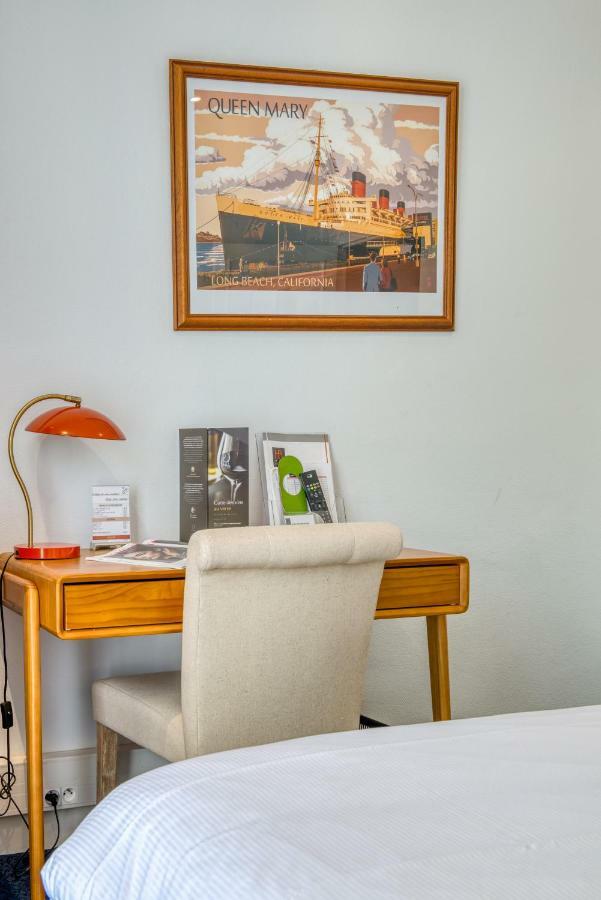 Hotel Le Berry Saint-Nazaire Bagian luar foto